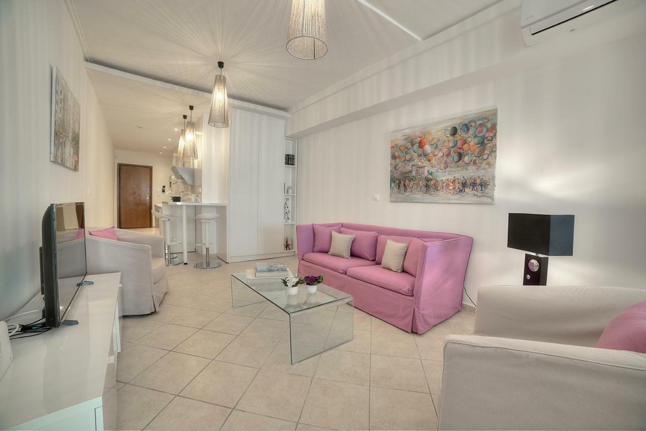 Downtown Glyfada Smart Apartment Atene Esterno foto